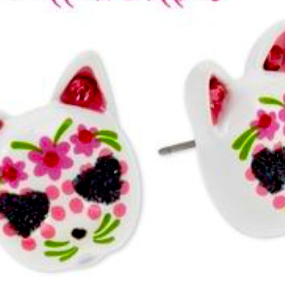 New Betsey Johnson Sugar Skull Cat Stud Earrings - Picture 3 of 12